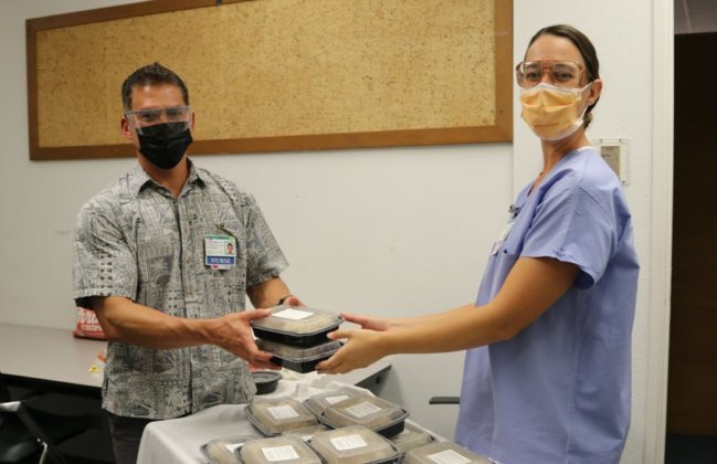 Photo: Lunch distribution at Kaiser Moanalua