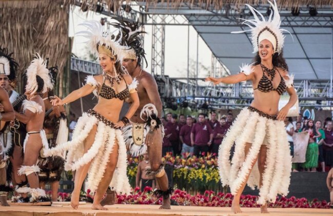 Photo: Dancers from Rapa Nui
