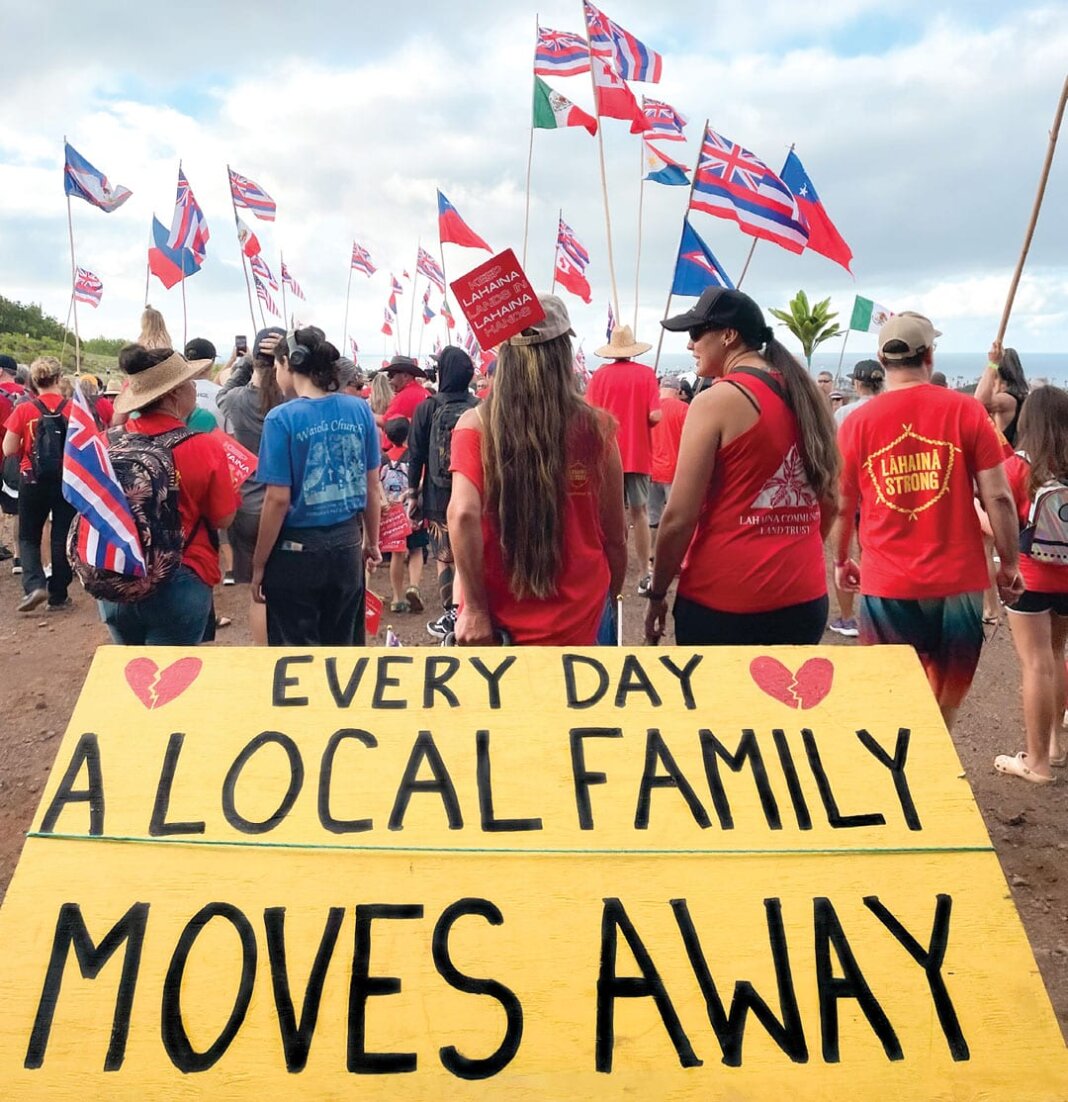 Photo: Protestors in Lahaina