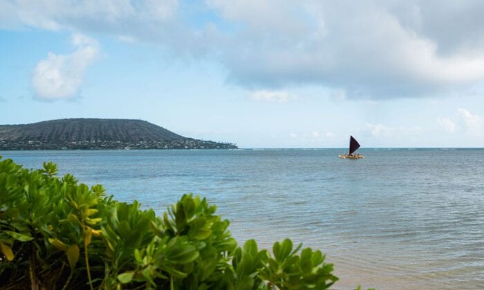 Photo: Haumāna sailing on Maunalua Bay